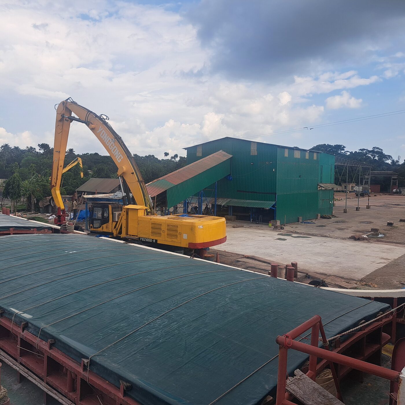 Bulk cargo handling