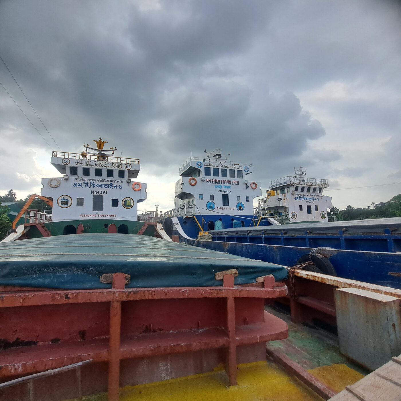 Jetty and port facilities
